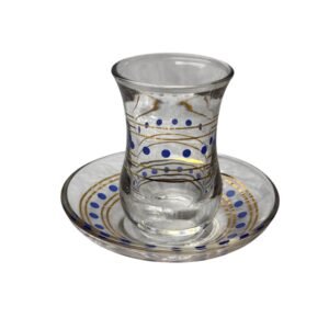 استكانات مع صحون اللون الازرق